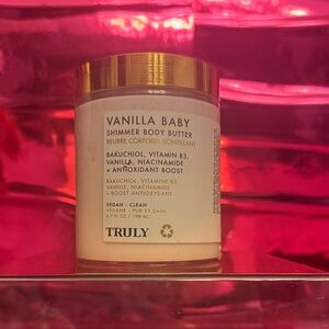 TRULY Vanilla Baby Shimmer Body Butter
